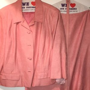 Talbot Light pink shirt suit with jacket and belt